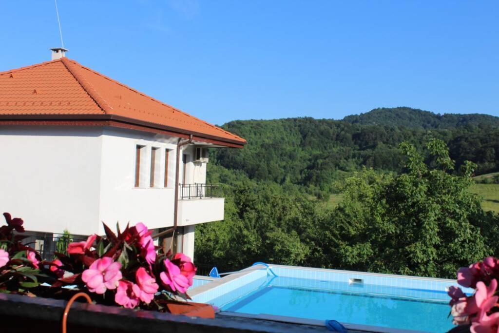 Бадевски Рай- Къща София Veliko Tarnovo Exterior photo
